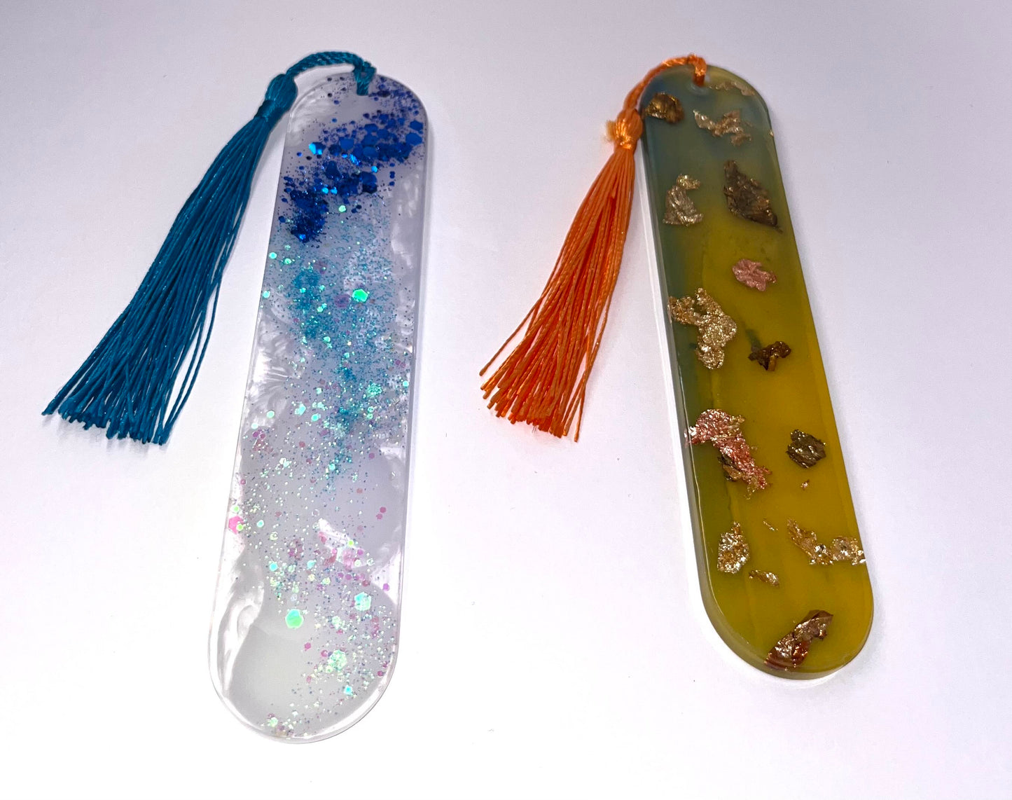 Glitter & Flakes Round Edge Bookmark