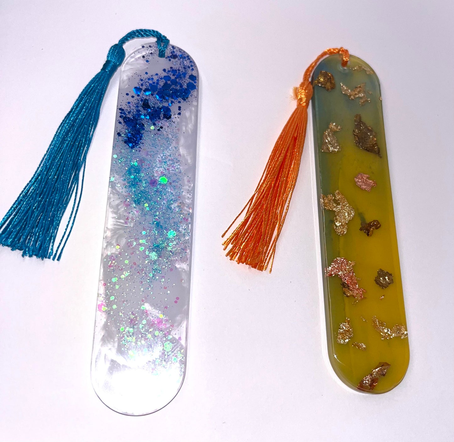 Glitter & Flakes Round Edge Bookmark